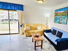 Holiday apartment on the beach with pool, Salobreña